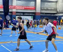 日本羽毛球队险胜印尼羽毛球队，斯里坎特统治全场