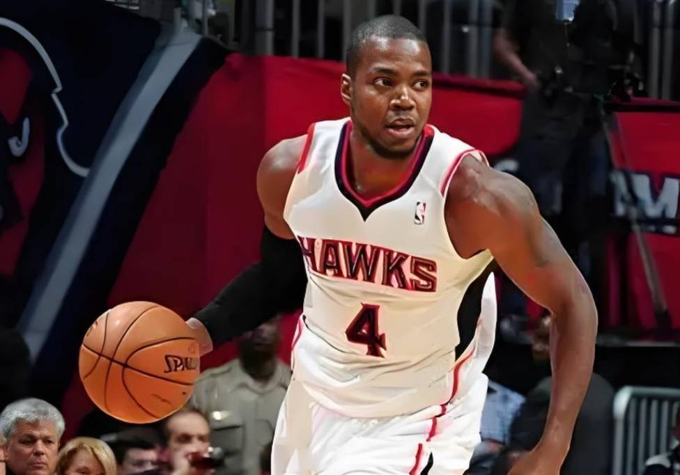 包含土耳其男篮爆冷猛龙，保罗绝境逆转的词条