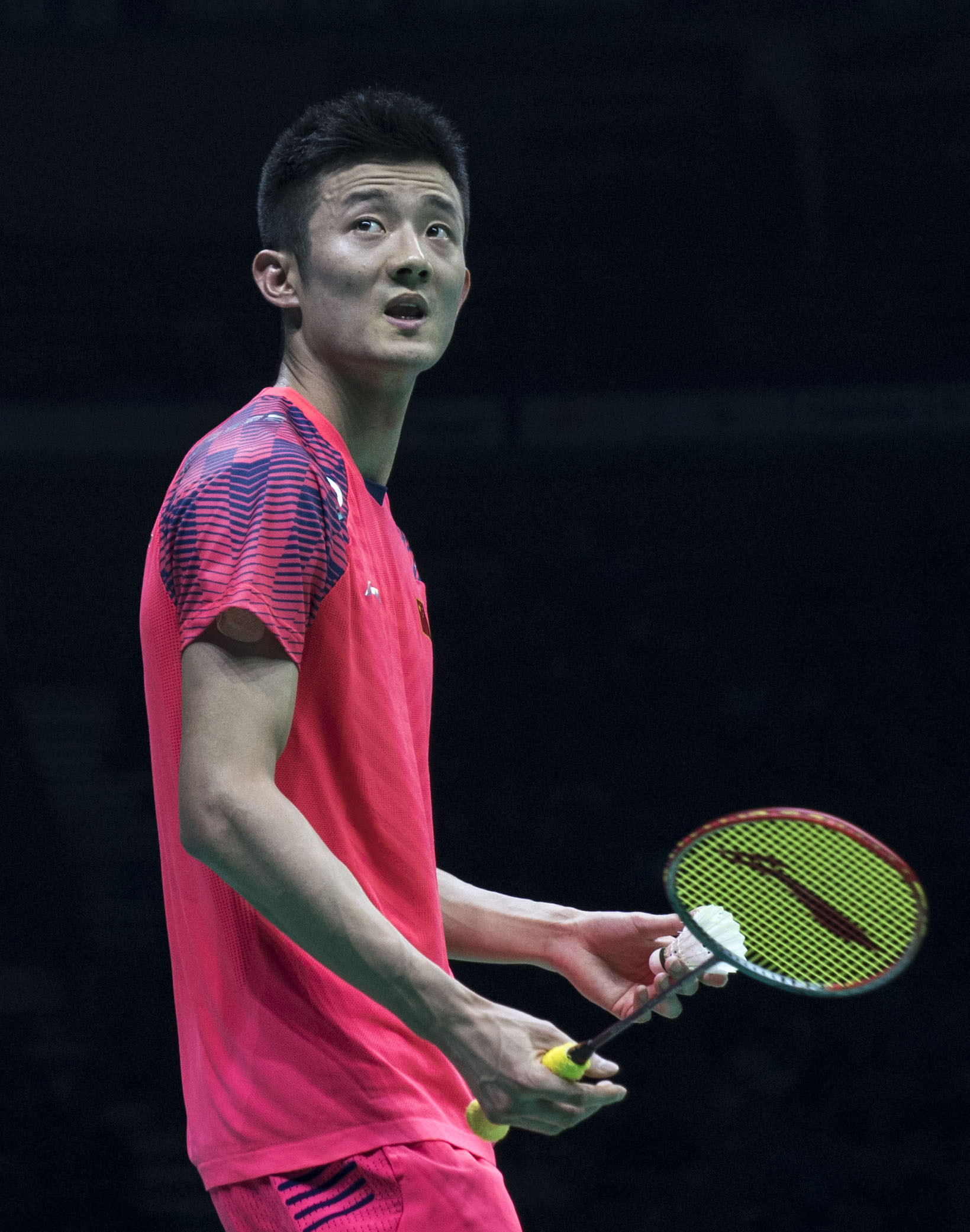 马来西亚羽毛球队完胜印尼羽毛球队，谌龙绝境逆转