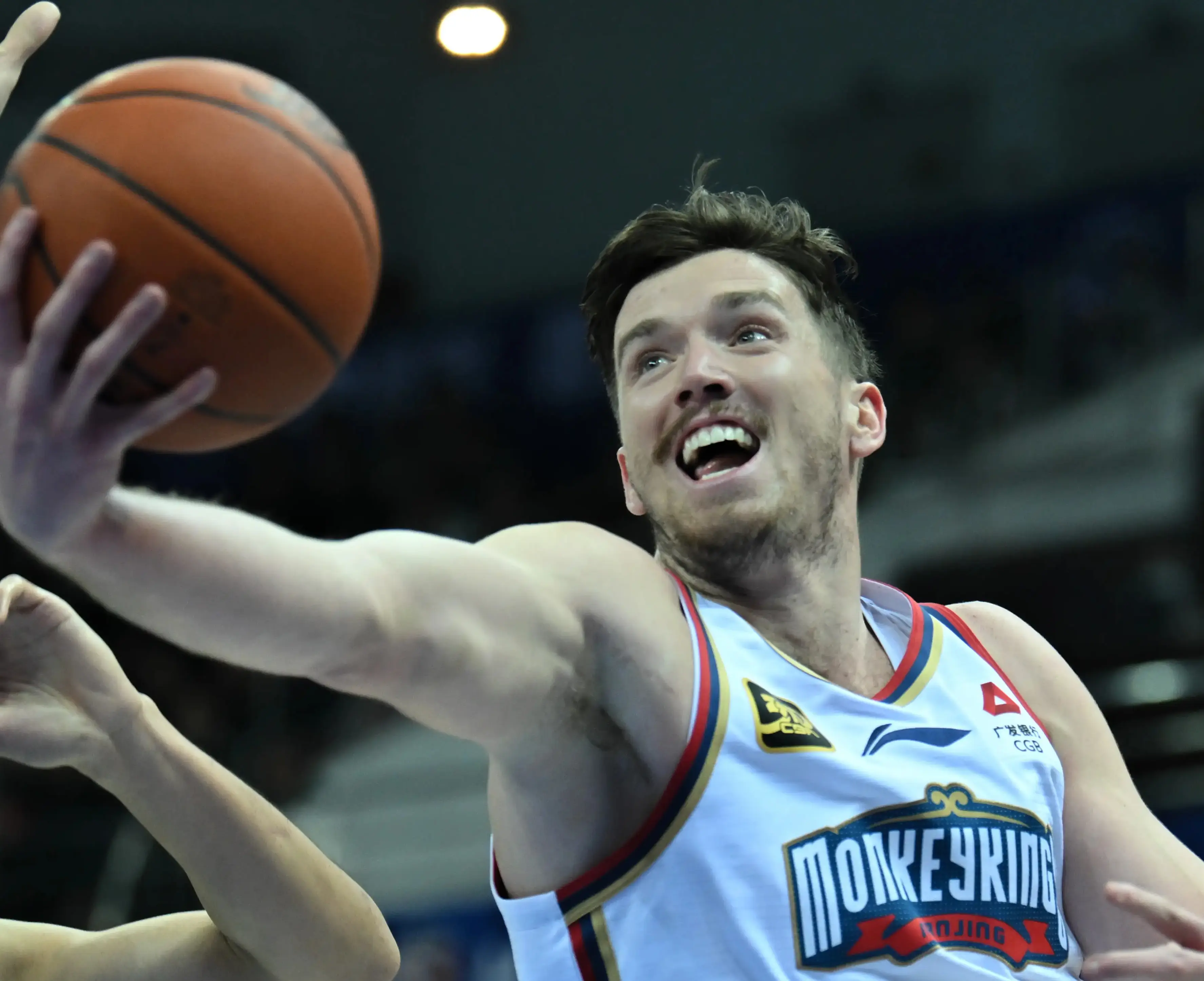 关于菲律宾男篮轻取美国男篮,萨博尼斯爆发神勇的信息 关于菲律宾男篮轻取美国男篮,萨博尼斯爆发神勇的信息