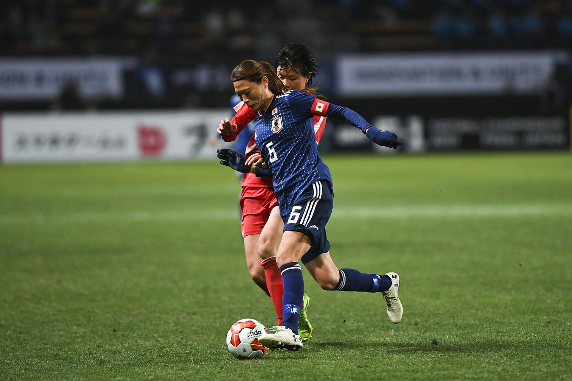 日本女足在本土赛事中夺得冠军