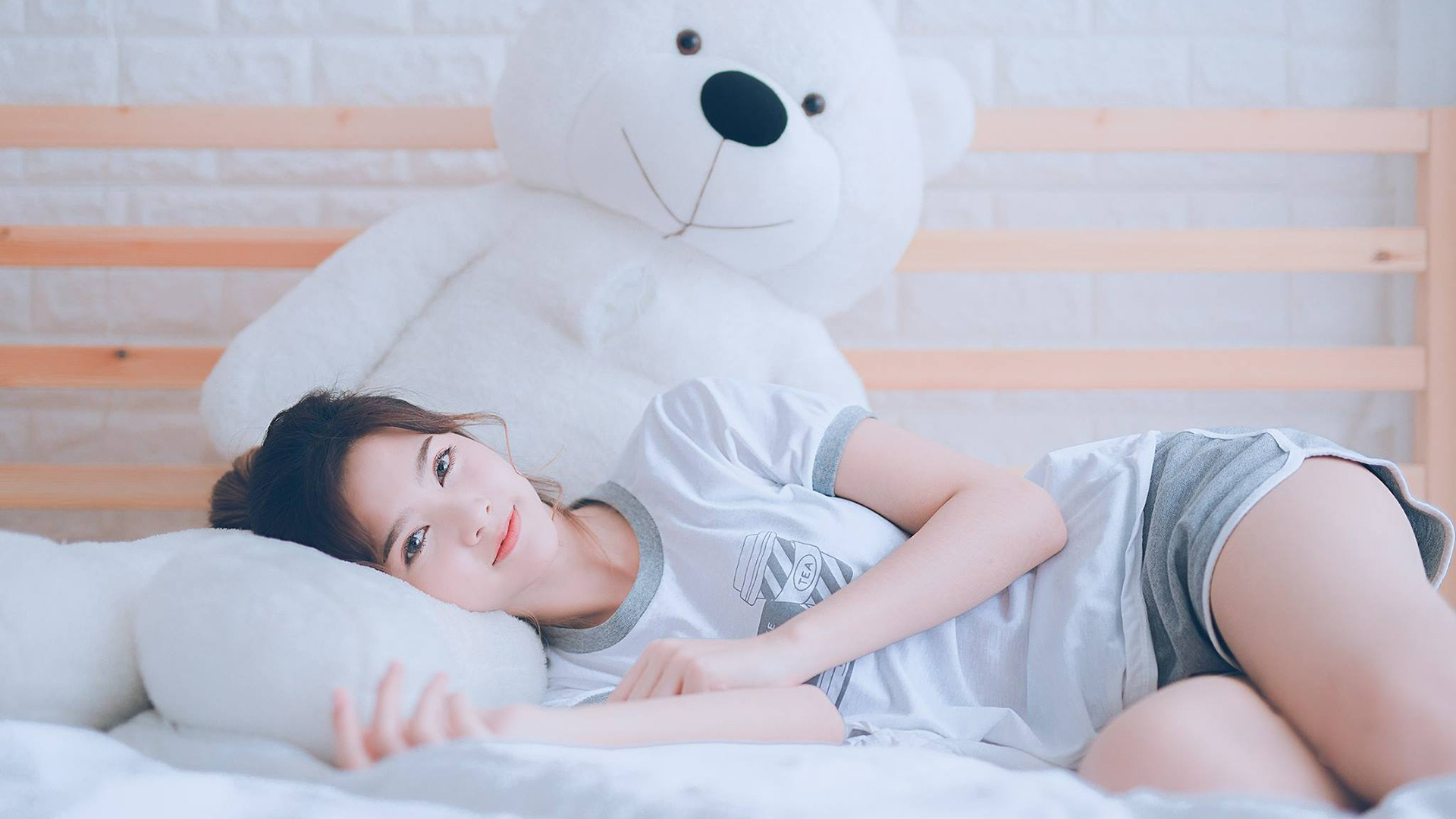 当太阳在东方升起,福克斯撕裂夜空,灼尽华南虎神话