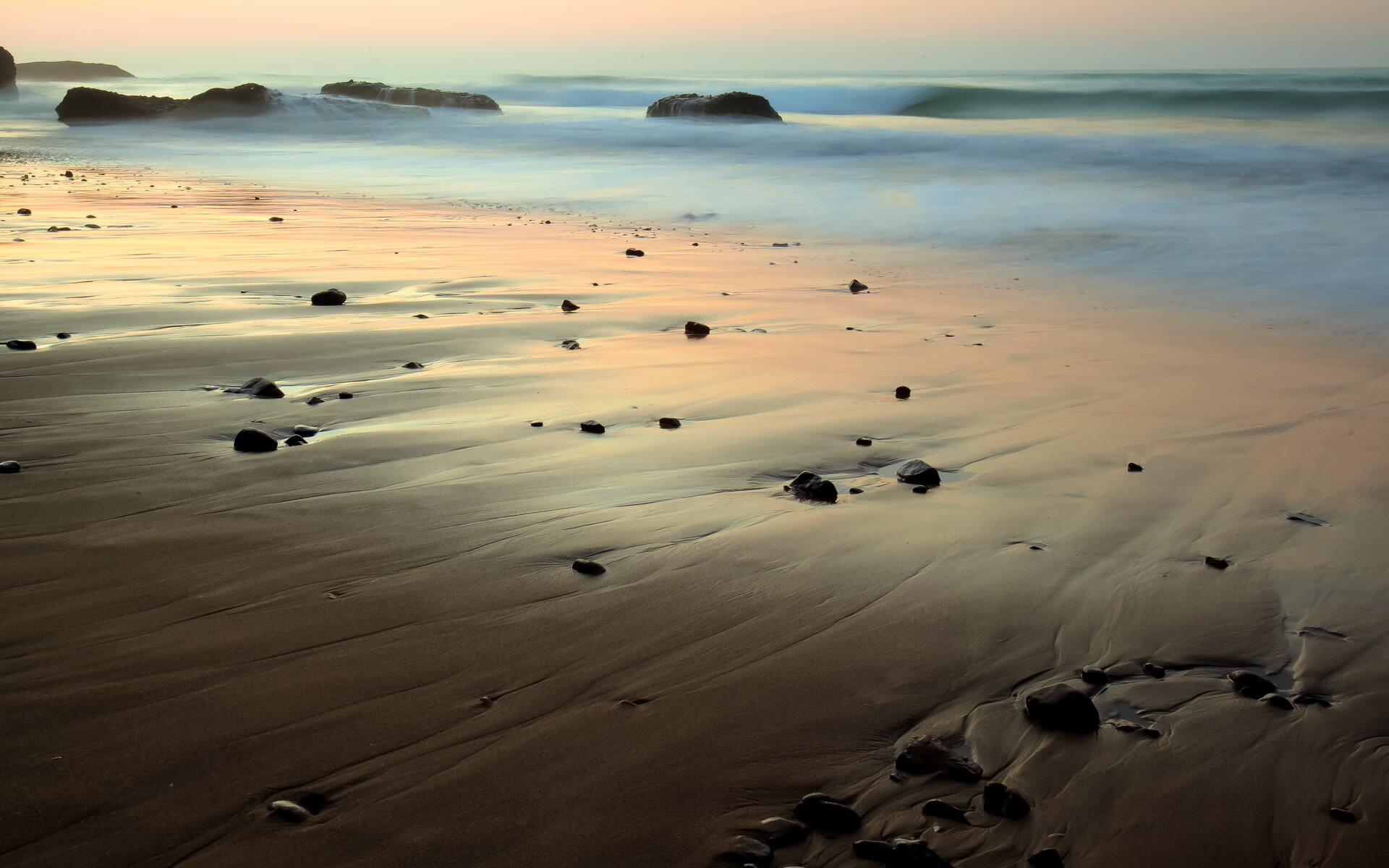 铁幕与绿茵，当卡塔尔封锁摩纳哥，哈弗茨一球改写地缘博弈