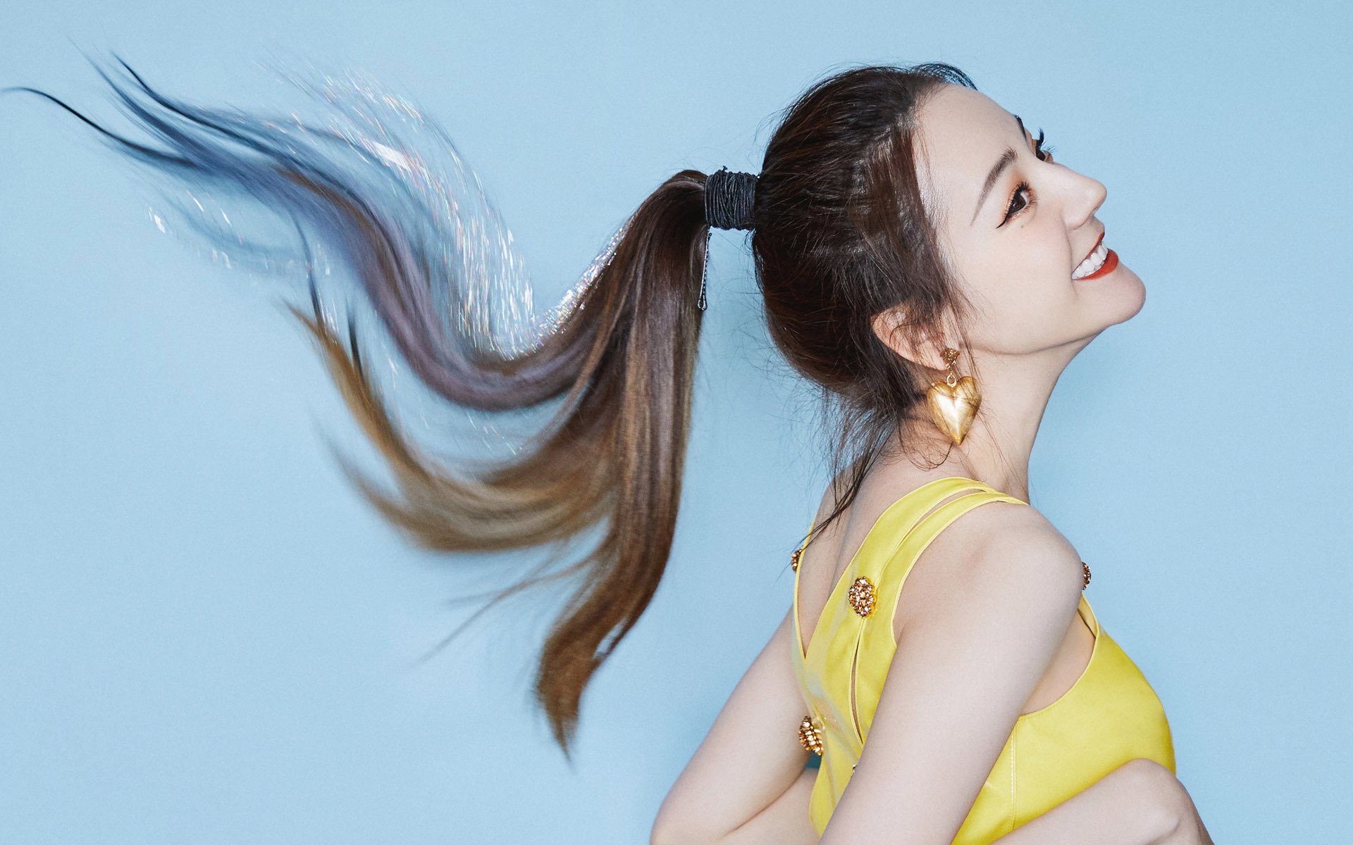 新生代的号角,当哈兰德统治俱乐部,尼日利亚重绘国家队版图